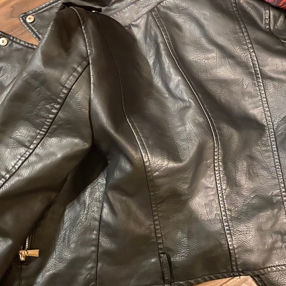 COPY - faux Leather jacket - Picture 4 of 4